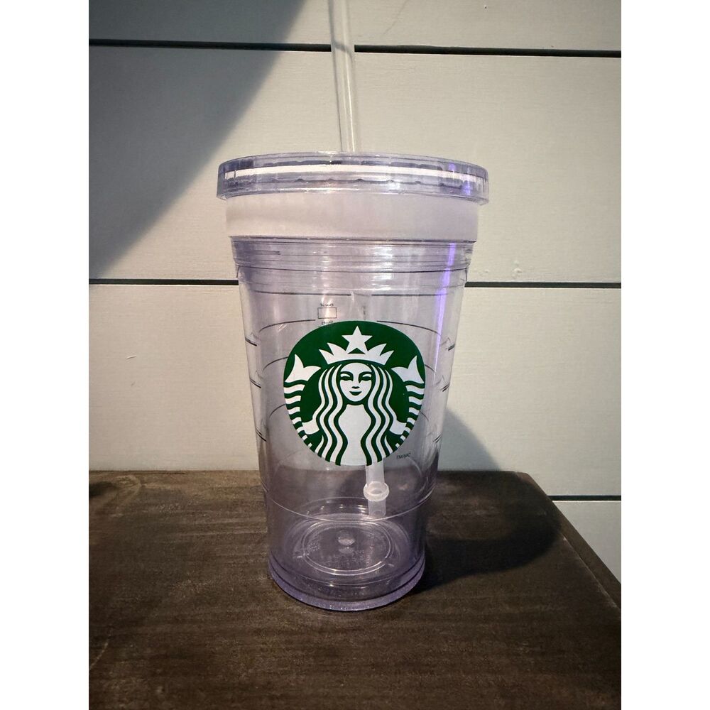 Starbucks Clear Tumbler 2011 Grande 16 oz Preowned
